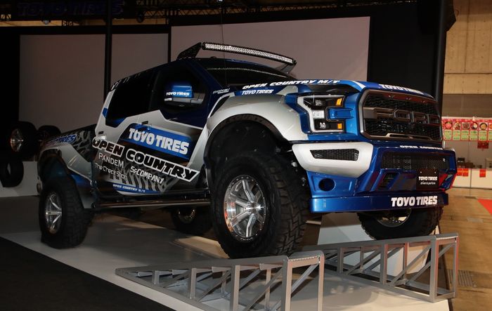 Ford Raptor Toyo Tires di Tokyo Auto Salon 2018