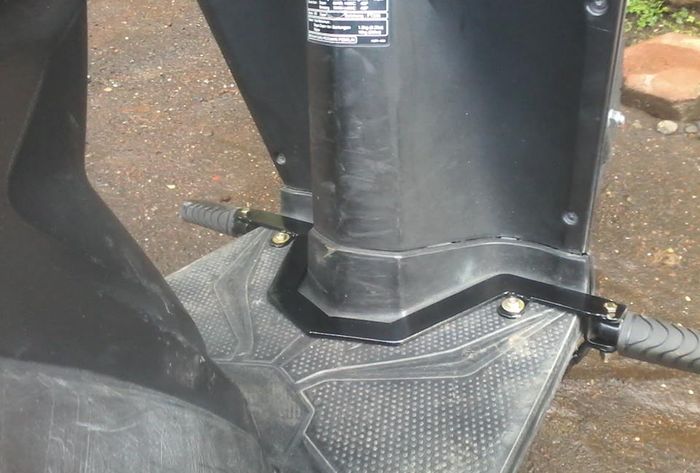 Footrest custom untuk Honda Vario dan BeAT