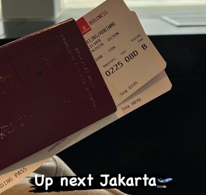 Robin Frijns dari tim Envision Racing sedang menuju Jakarta.