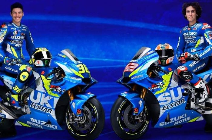 Alex Rins dan Joan Mir memamerkan livery baru motor Suzuki GSX-RR 2019.