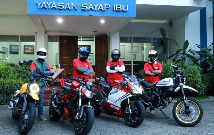 Ducati Owners Club Indonesia Turun Ke Jalan, Sebar Sembako Sebanyak 1.000 Paket