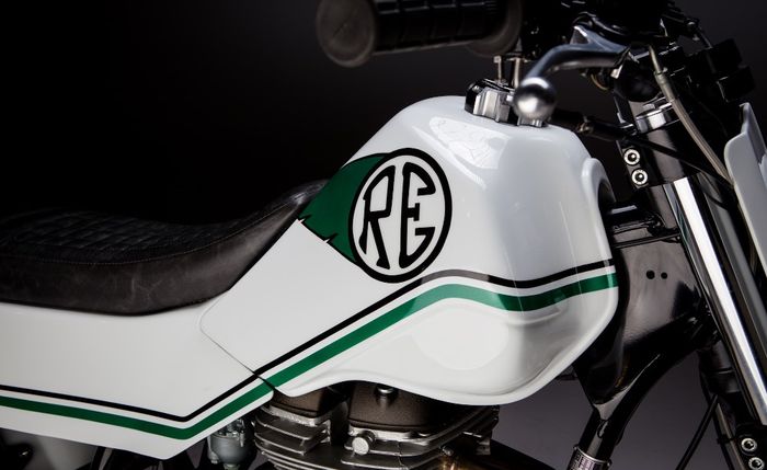 Royal Enfield Continental GT kustom flat tracker dari Sean Skinner (Motorelic), dilansir oleh www.bikeexif.com