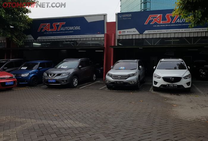 Showroom Fast Automobil