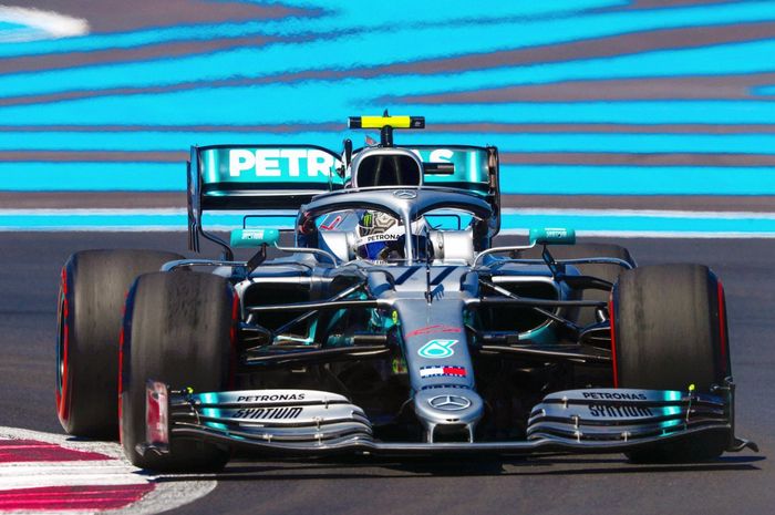 Valtteri Bottas unggul dari rekan setimnya, Lewis Hamilton, Sementara Ferrari kesulitan mengejar kecepatan Mercedes,berikut hasil FP2 F1 Prancis 