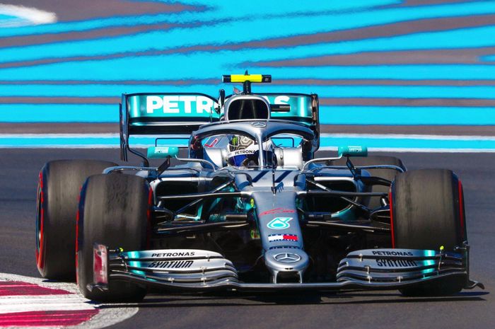 Valtteri Bottas unggul dari rekan setimnya, Lewis Hamilton, Sementara Ferrari kesulitan mengejar kecepatan Mercedes,berikut hasil FP2 F1 Prancis 
