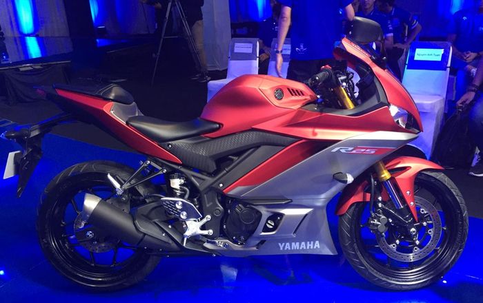 Motor Yamaha R25 versi 2019