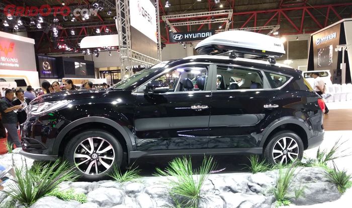 Siluet bodinya mirip dengan Nissan X-Trail generasi ketiga