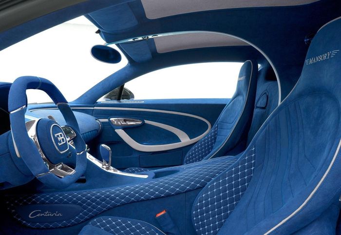 Tampilan kabin serba biru Bugatti Chiron hasil garapan Mansory, Jerman