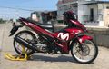 Simpel Elegan! Yamaha MX King Movistar Merah, Kaki-kakinya Istimewa