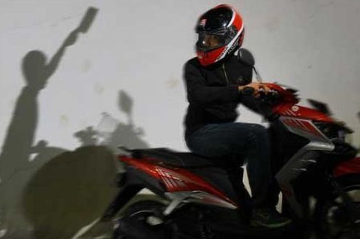 Ilustrasi begal motor