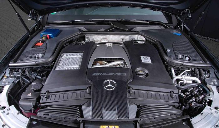 3 opsi peningkatan output mesin Mercedes-AMG E63 S