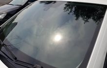 Musim Hujan, Ini Dua Penyebab Kaca Depan Mobil Bekas Bisa Baret