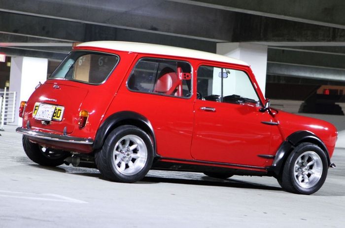 Modifikasi MINI Cooper 1969