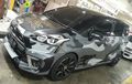 Toyota Sienta Modellista Dikasih Baju Kamuflase, Berapa Biayanya? 