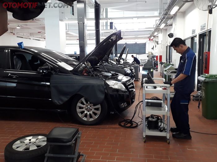 Berbagai program servis Mercedes-Benz jelang libur akhir tahun