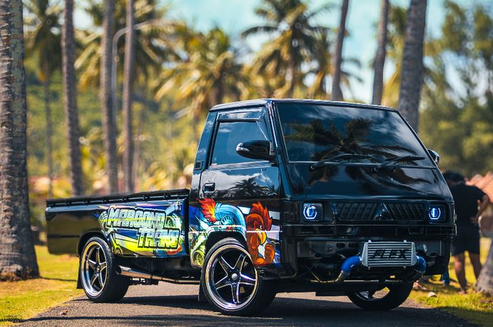 Modifikasi Mitsubishi L300 samlong didukung penuh istri sampai rombak total mesin