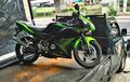 Kawasaki Ninja 150 RR New Old Stock Muncul di Dealer, Unit Cuma Sedikit, Harganya Bikin Kepikiran!