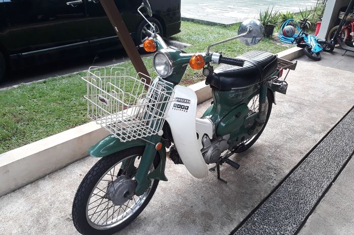 Honda C70 milik Darto yang jadi motor koleksi pertamanya.