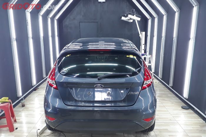 Tempat detailing dan coating mobil Ford di Mastercars.id