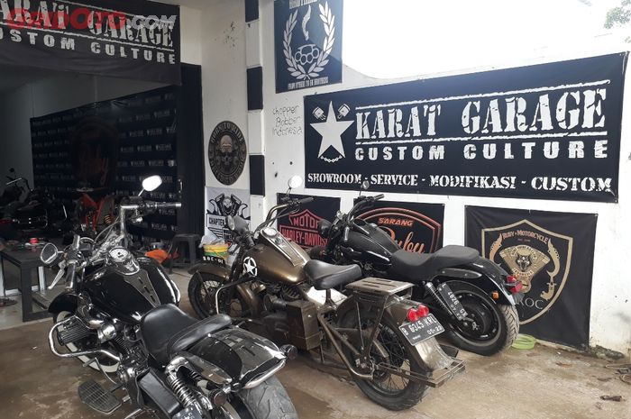 Lokasi baru bengkel custom Hampir-Davidson Karat Garage di Kalimulya, Depok, Jawa Barat