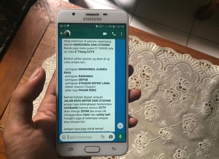 Kabar soal E-TLE di Depok di aplikasi WhatsApp