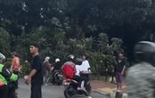 Viral Jasa Naik Trotoar Bagi Pemotor di Jakarta, Polisi Komentar Begini