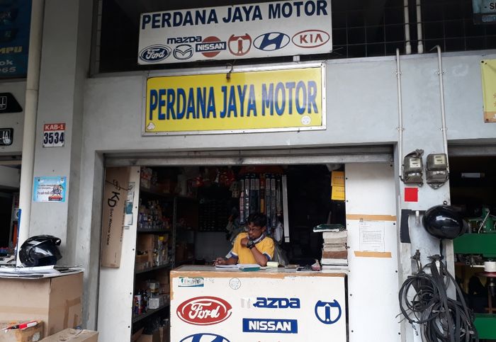 Toko sparepart Perdana Jaya Motor di Depok