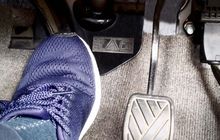 Cegah Mudik Batal, Hindari 3 Penyebab Kopling Mobil Keras Saat Diinjak