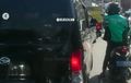 Gran Max Dikejar Pemotor, Kaca Digebrak, Pengemudi Nyaris Dibogem