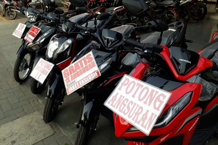 Ilustrasi program DP kendaraan murah