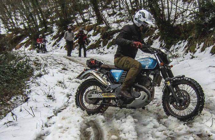 Suzuki XF650 custom scrambler besutan Marco Provvedi