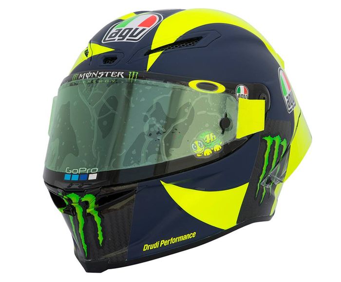 Helm Valentino Rossi dengan livery yang tidak ramai seperti biasanya