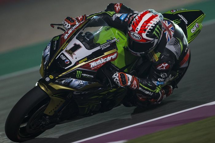 Jonathan Rea dalam sebuah aksinya di WSBK Qatar