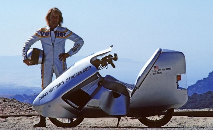 Craig Vettel dan Kawasaki Z250 yang sudah mengalami modifikasi, dilansir oleh http://www.motosport.c