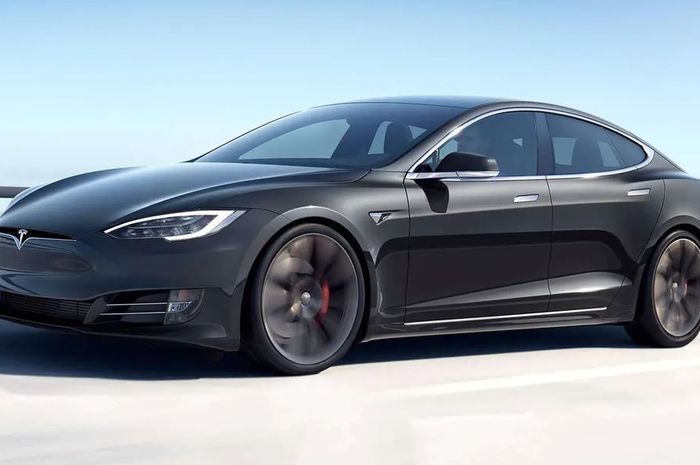 CEO Tesla, Elon Musk berencana untuk memperkenalkan varian terbaru dari Model S yaitu versi Plaid pada akhir tahun 2020.