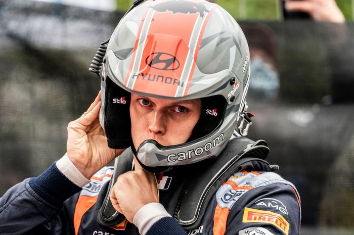 Juara dunia reli 2019 Ott Tanak puas dengan hasil tes mobil reli hybrid Hyundai i20 N Rally1
