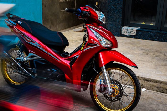 Modifikasi Honda Supra X 125 Helm in