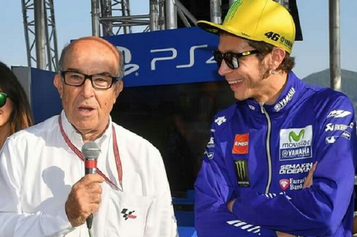Carmelo Ezpeleta (CEO Dorna Sport) dan Valentino Rossi