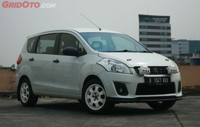 Modifikasi Suzuki Ertiga bergaya rally look