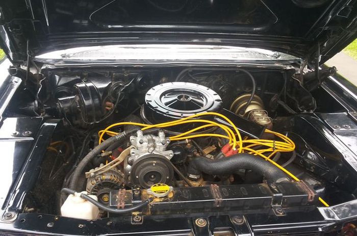 Mesin masih orisinil berkapasitas 6.700 cc V8