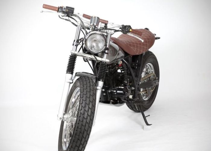 Sumco Surf 250 custom scrambler besutan Javier C.