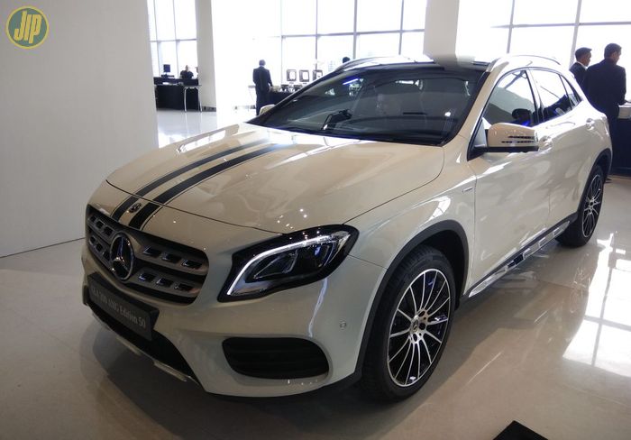Mercedes-Benz GLA 200 AMG Edition 50 spesial karen impor CBU dan terbatas  jualannya