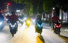 Berasa Dugem! Ratusan Honda Vario Kompak Bikin Gemerlap Jalanan Solo