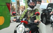 Gubernur Jatim Khofifah Indar Parawansa Ketahuan Dibonceng Naik Honda Scoopy, Netizen Malah Salah Fokus