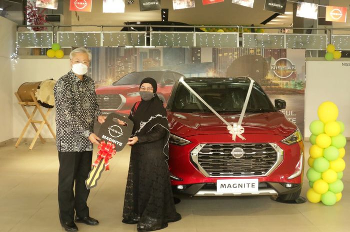 PT Nissan Motor Distributor Indonesia (NMDI) serahkan unit pertama Nissan Magnite di aindonesia