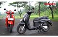 Pilih Yamaha Fazzio Hybrid atau Honda Scoopy? Ini Update Harganya di Desember 2024