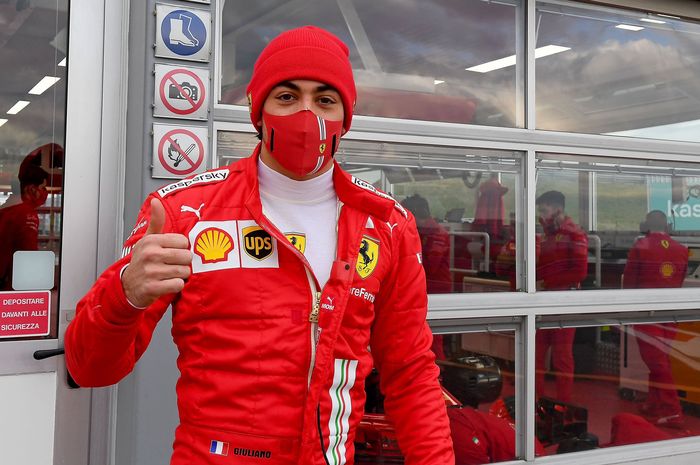 Hari terakhir Giuliano Alesi sebagai member Ferrari Driver Academy dilalui dengan mengikuti tes privat tim Ferrari di sirkuit Fiorano