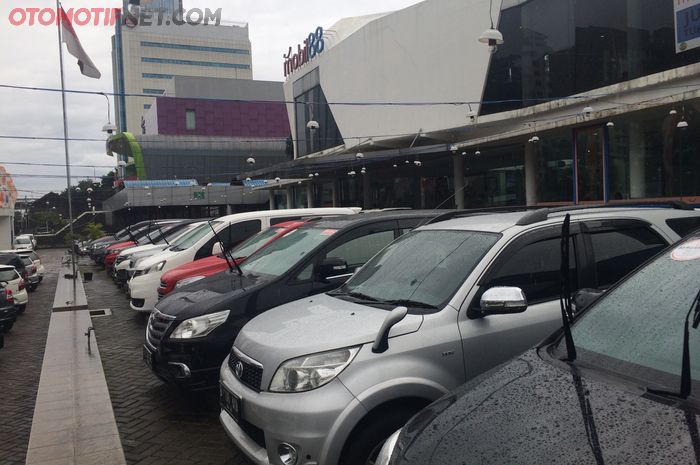 Suv Bekas Punya Warna Favorit Mending Hindari Silver Ini Alasannya Gridoto Com