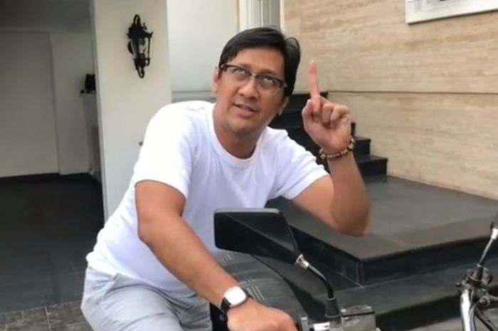 Gaya kocak Andre Taulany menawarkan Yamaha RX-King 1983