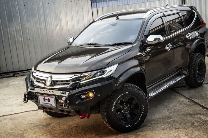 Mitsubishi Pajero Sport pakai bumper bull bar seri King 